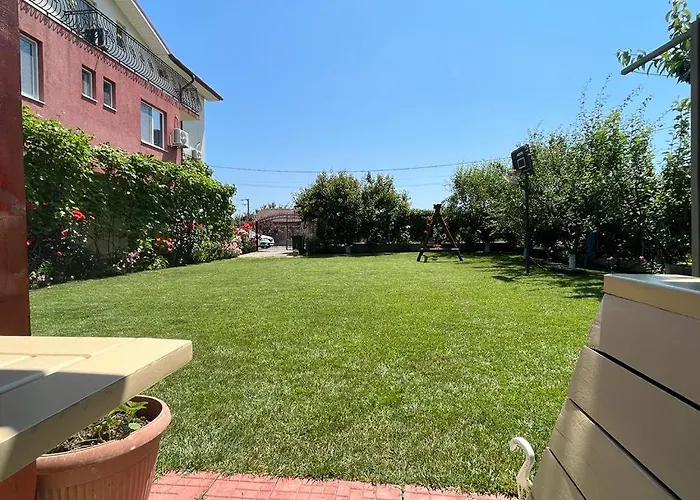 Alexa Гостевой дом 3*