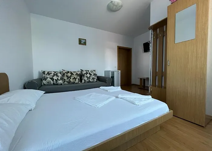 Alexa 3* Костинешти